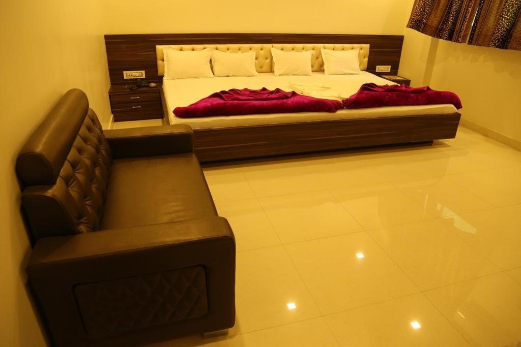 Kingsway Hotel And Restaurant Ajmer Dargah 350 Meter 외부 사진